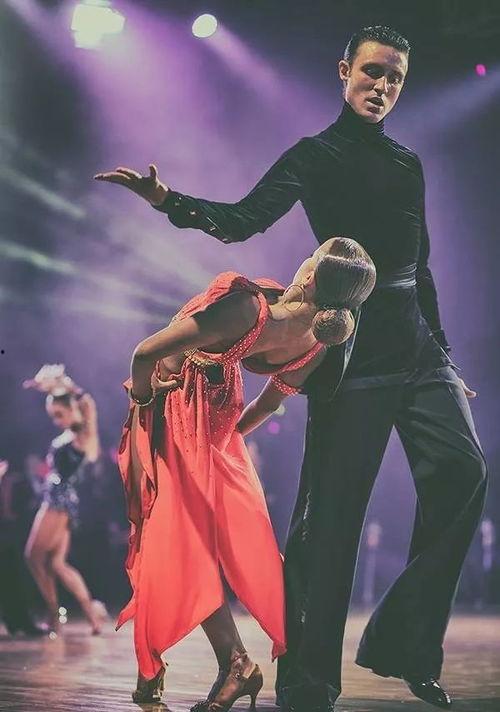 好看的拉丁舞视频,跟随热门视频领略舞姿魅力
